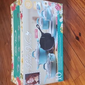 The Pioneer Woman Cookware